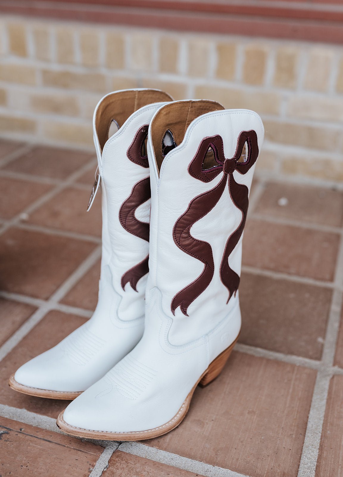 Ariat Beaux J Toe Western Boot Pearl/Maroon - 10080309 - Southern Soule Designs