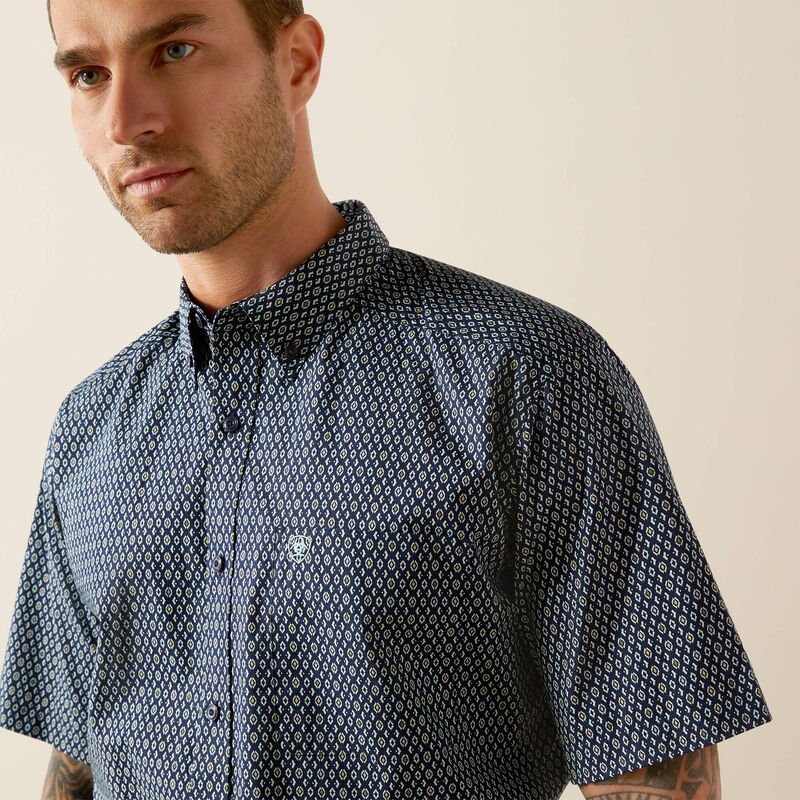Ariat Men's Clark Classic Fit Short Sleeve Shirt Navy 10054817 - Southern Soule Designs
