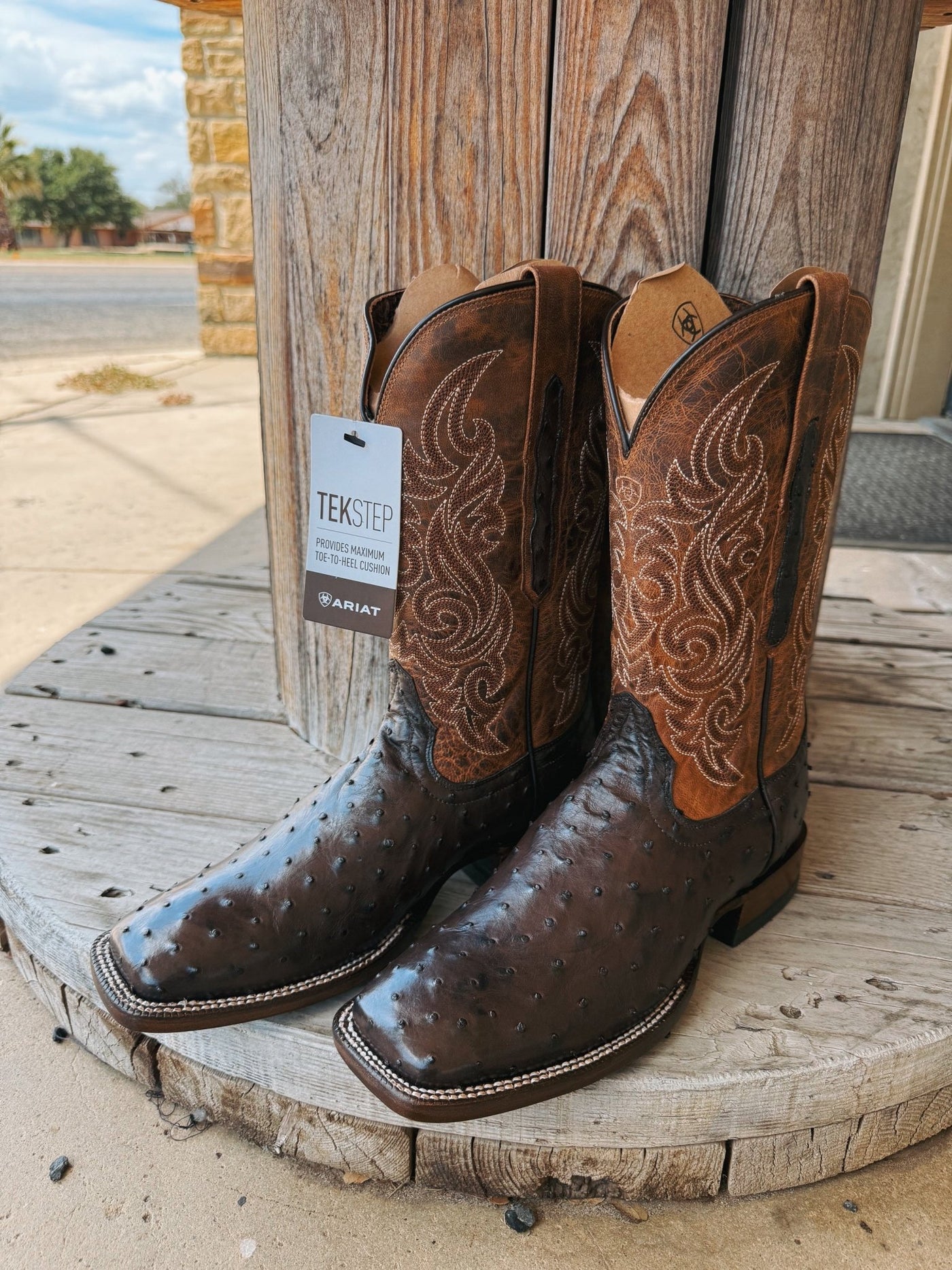 Ariat Men's Classic Cash Wide Square Toe Boot Cigar Full Quill Ostrich 9001078481 - Southern Soule Designs