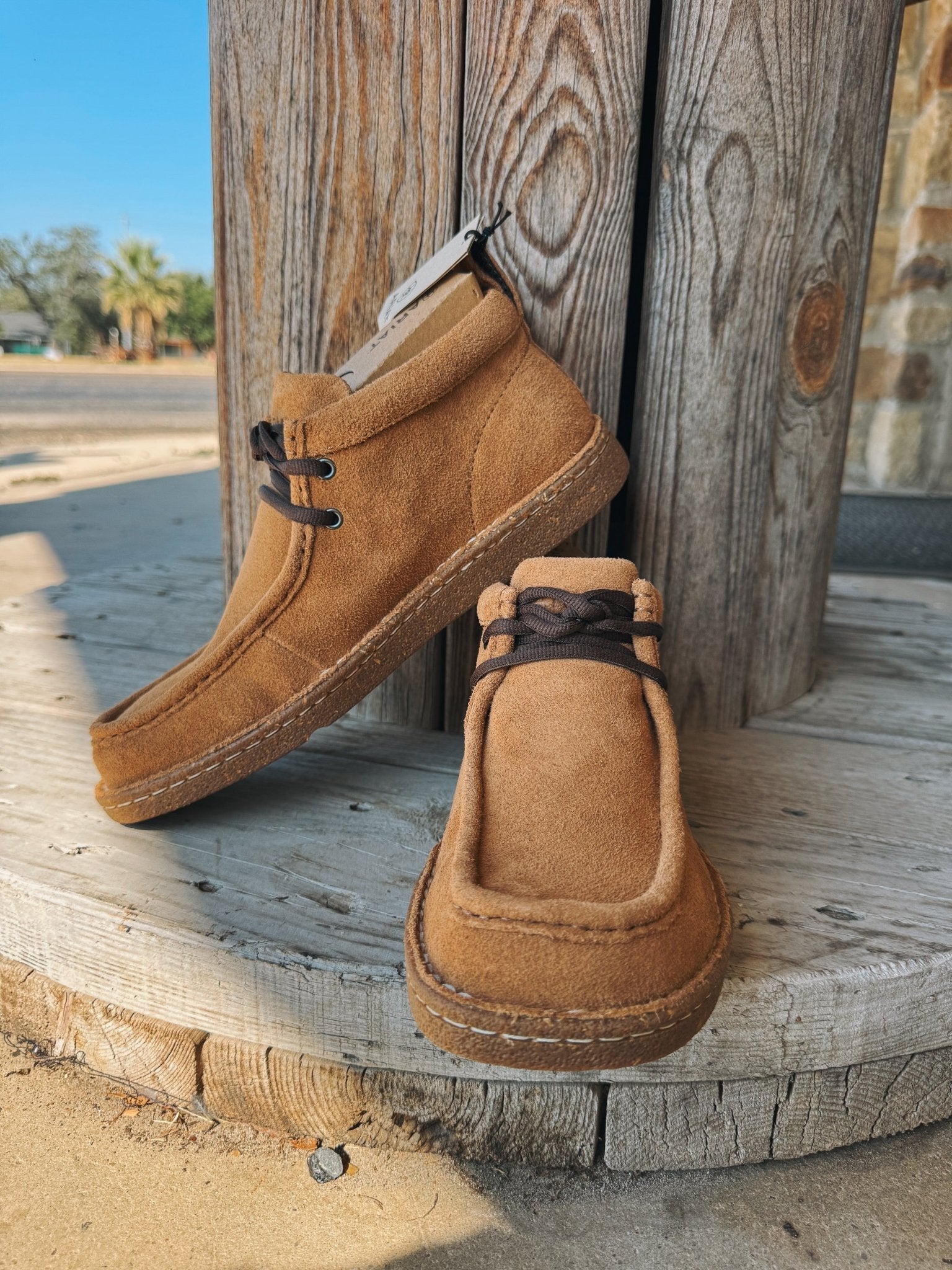 Ariat Men's Clean Country Dark Tan 10044602 - Southern Soule Designs