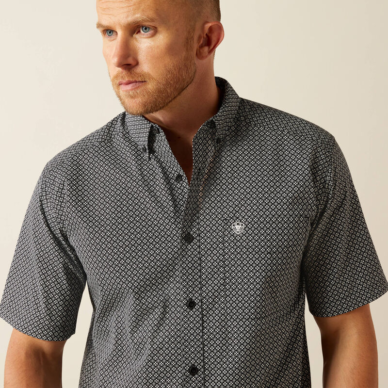 Ariat Men's Gene Classic Fit Short Sleeve Shirt Black 10054679 - Southern Soule Designs