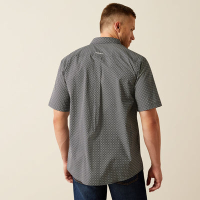 Ariat Men's Gene Classic Fit Short Sleeve Shirt Black 10054679 - Southern Soule Designs