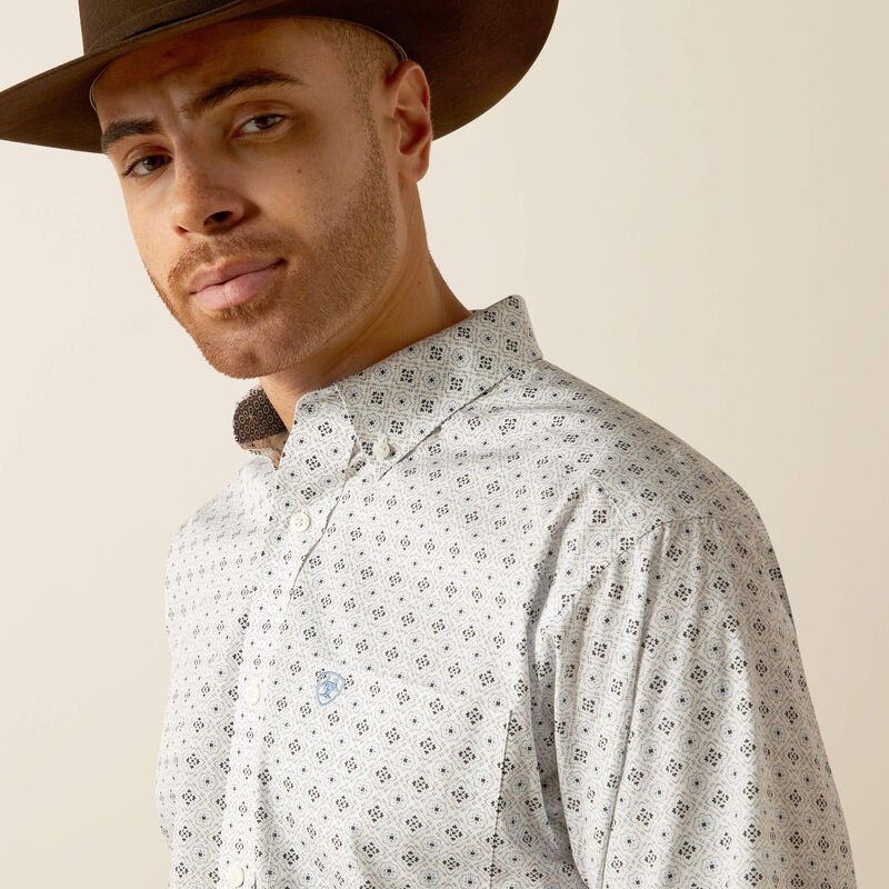 Ariat MNS Wrinkle Free Lucca LS Shirt Light Blue 10052387 - Southern Soule Designs