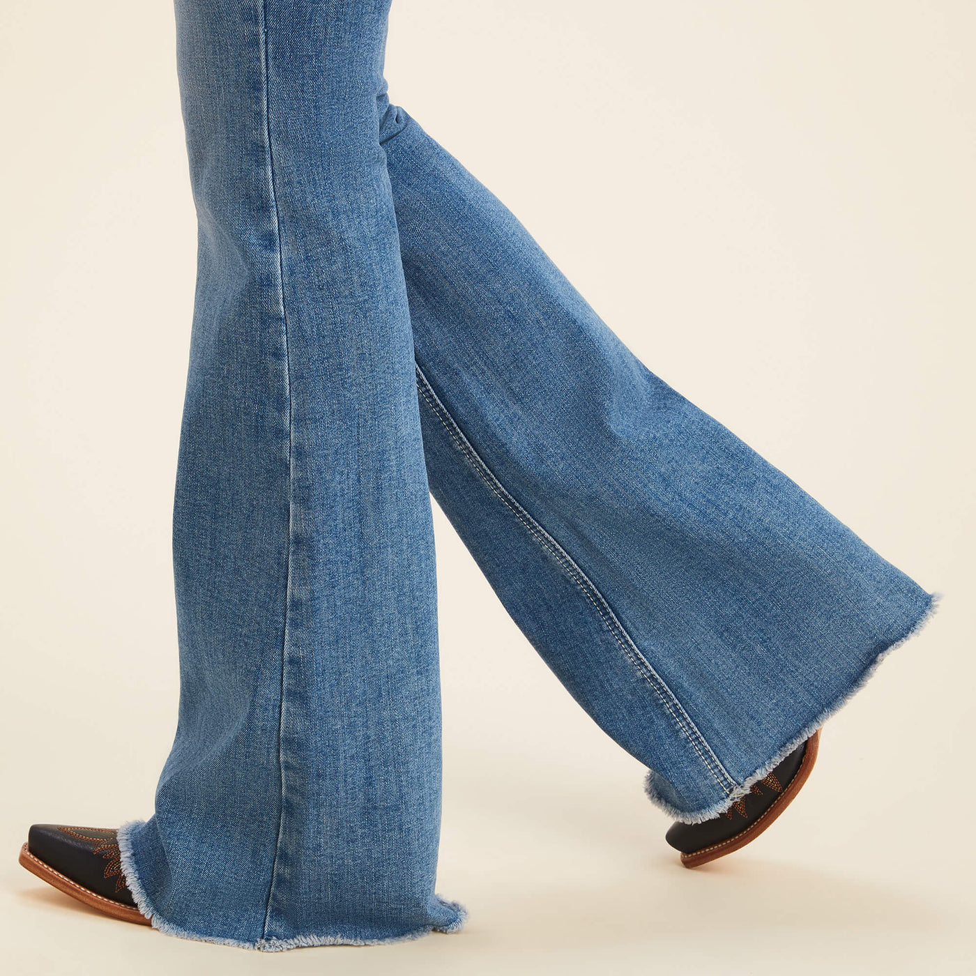 Ariat WMS Real HR Annie Flare Jean - Southern Soule Designs