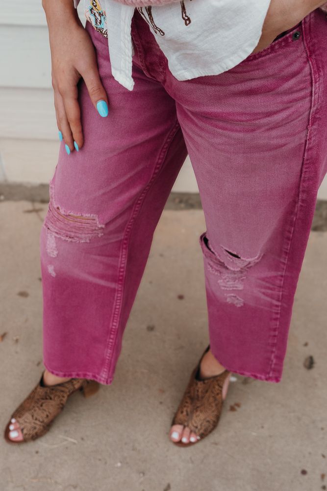 Ariat WMS ULT HR Pink Tomboy Wide Crop - Southern Soule Designs