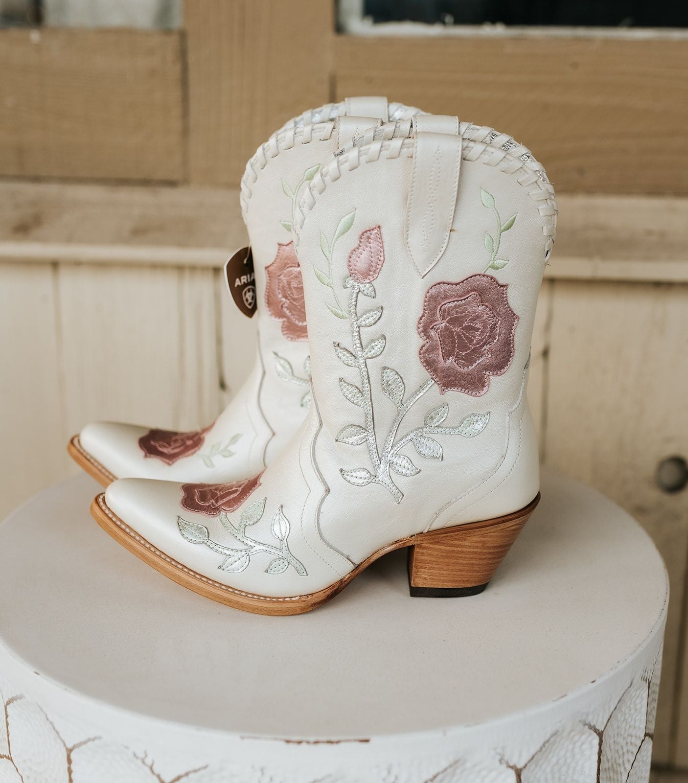 Ariat Women's Arrosajtoe Boot Ivory Pearl/Garden Shine 10074349 - Southern Soule Designs