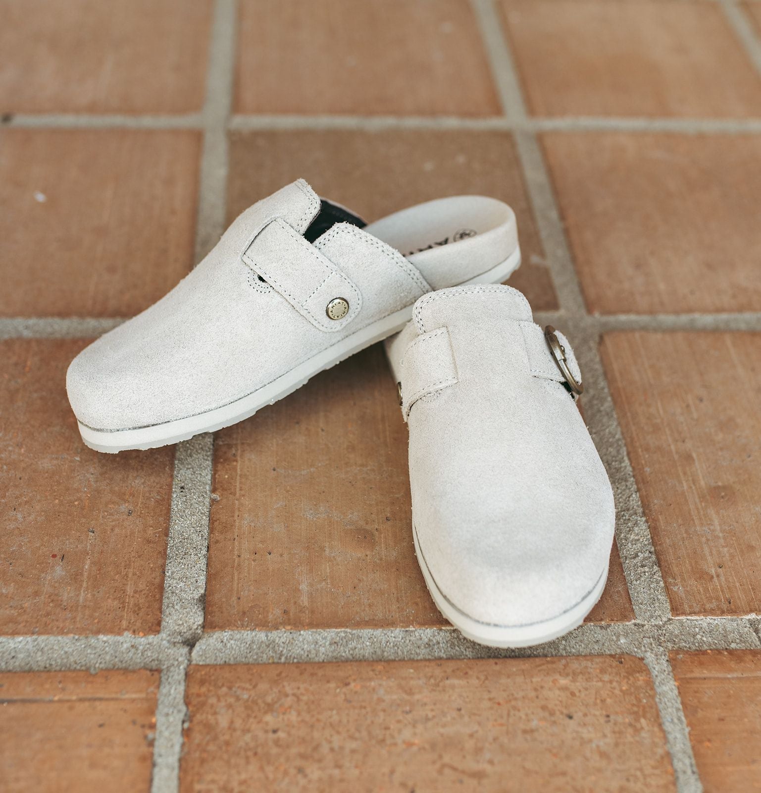 Ariat Women's Country Mule Clay Suede 10074267 - Southern Soule Designs