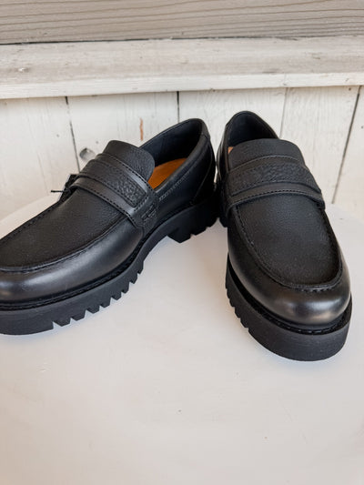 Ariat Women's Stratford Lug Loafer Black 10063940 - Southern Soule Designs