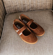 Calm Down Sneaker - Chestnut
