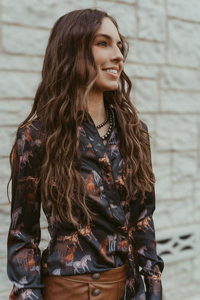 Black Horse Print Satin Snap BWN2S05430 - Southern Soule Designs