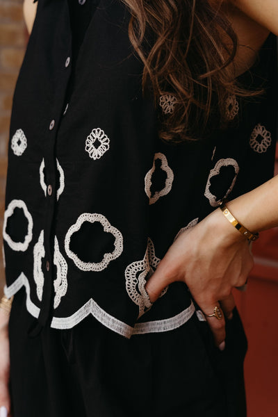 Black Scallop Design Button Up Tank T26323 - Southern Soule Designs