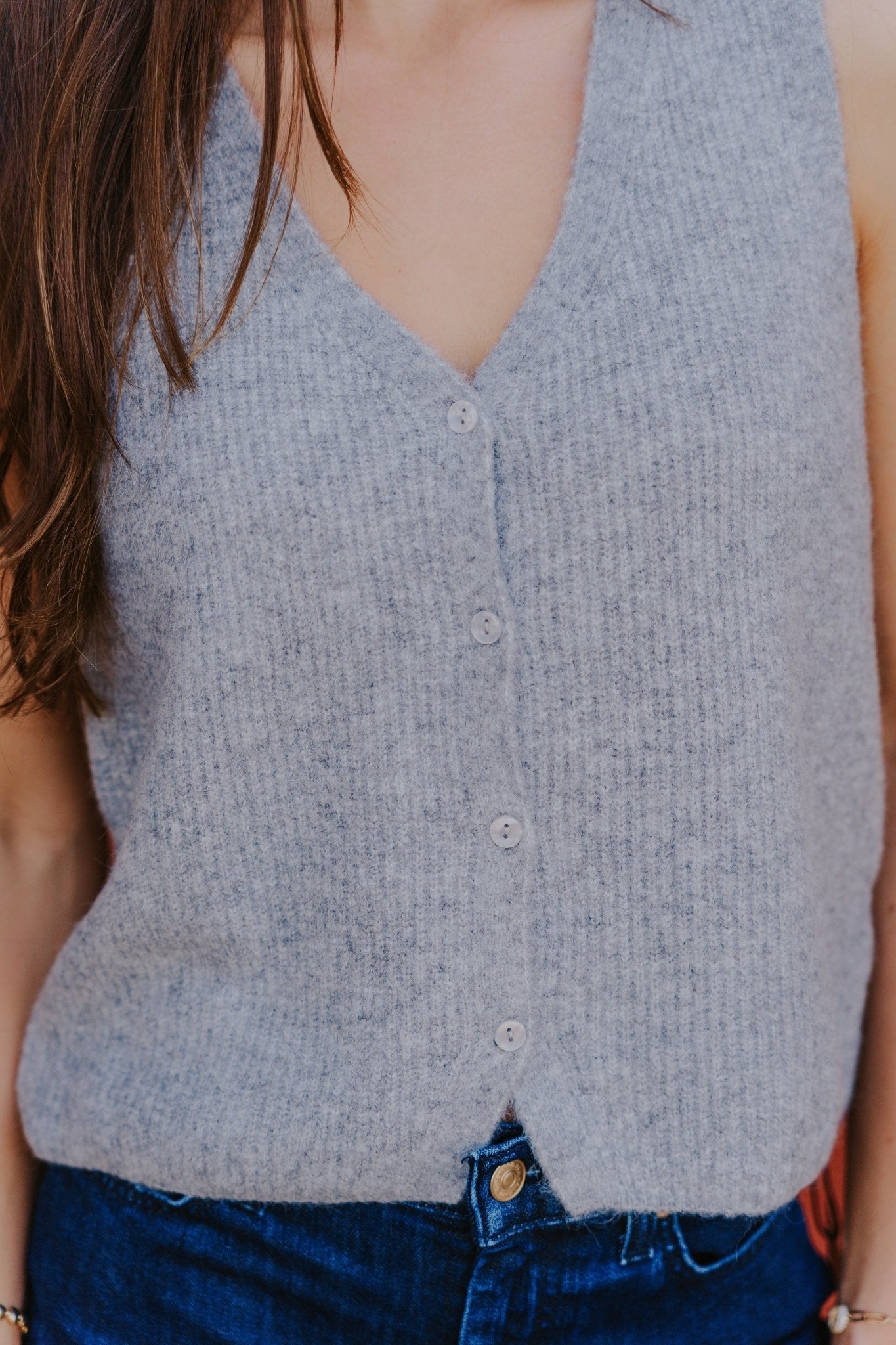 Bryce Sweater Vest Medium Heather Grey ZW253319 - Southern Soule Designs