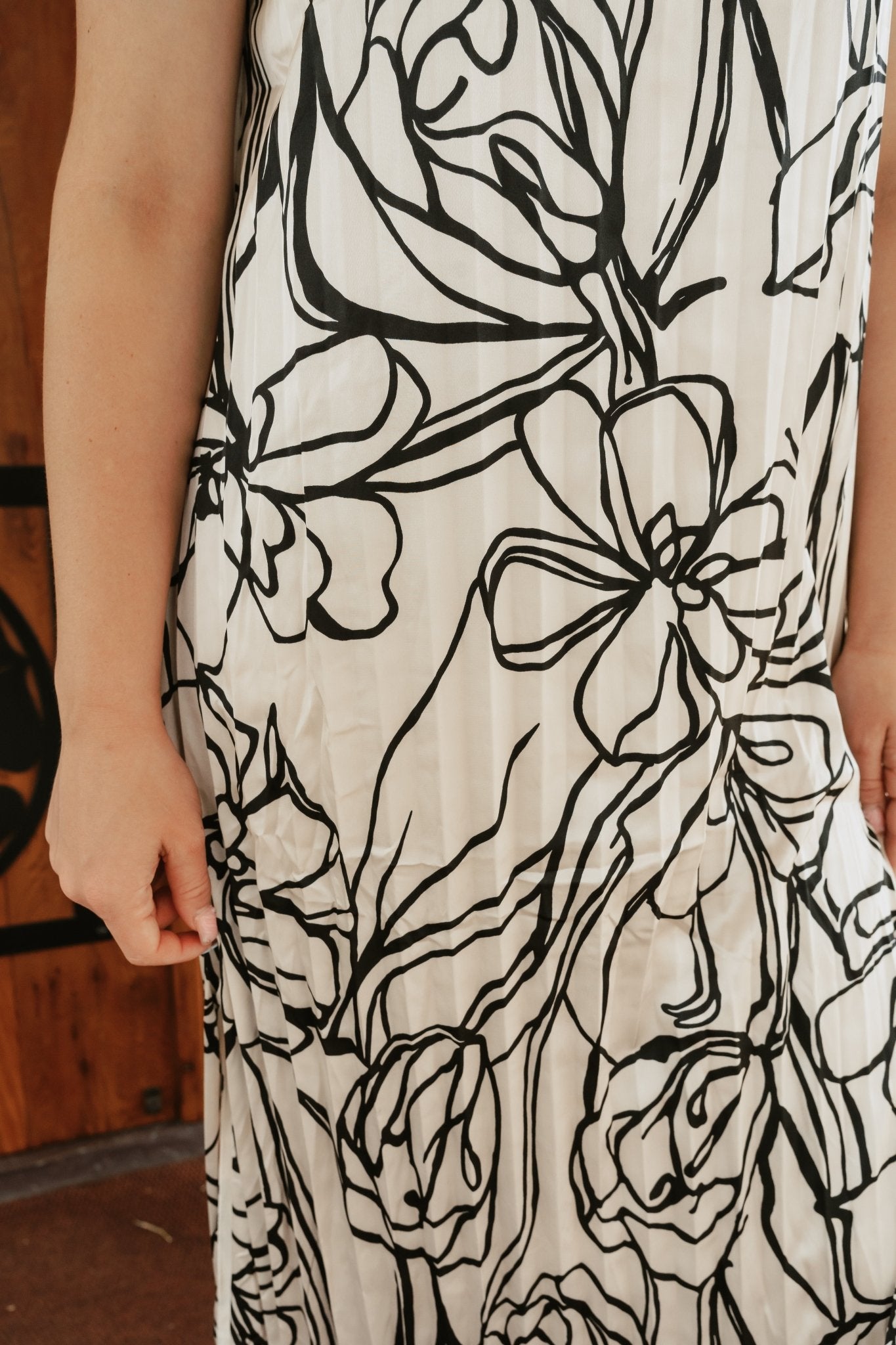 Champagne Flower Print Halter Neck Tie Flowy Maxi Dress LD1473 - CHM - Southern Soule Designs