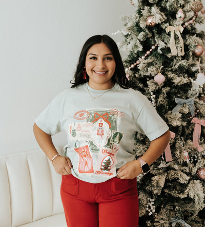 Christmas Post Card Graphic Tee - Southern Soule Designs