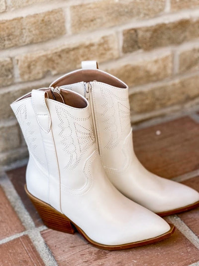 Corky’s Rowdy Winter White Bootie - Southern Soule Designs