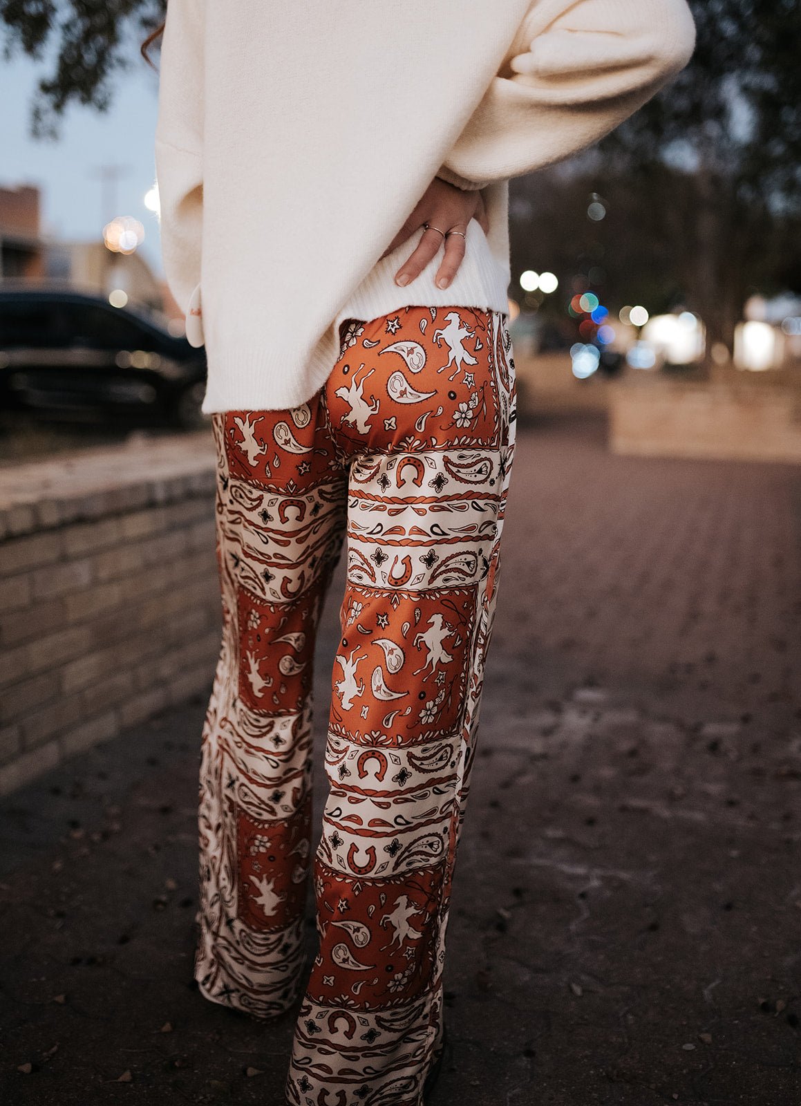 Cream Horse Graphic Knit Sweater BRW0280 - 40 - Southern Soule Designs