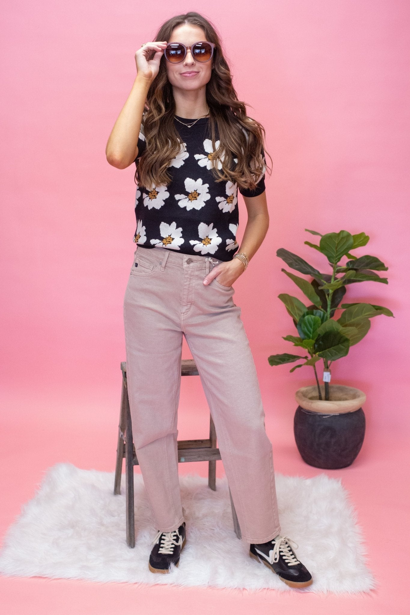 CW2529 Black Floral Short Sleeve Sweater - Southern Soule Designs