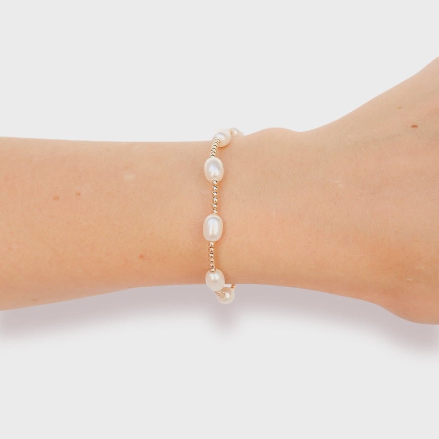Dainty Ellie Pearl Bracelet - Gold - Southern Soule Designs