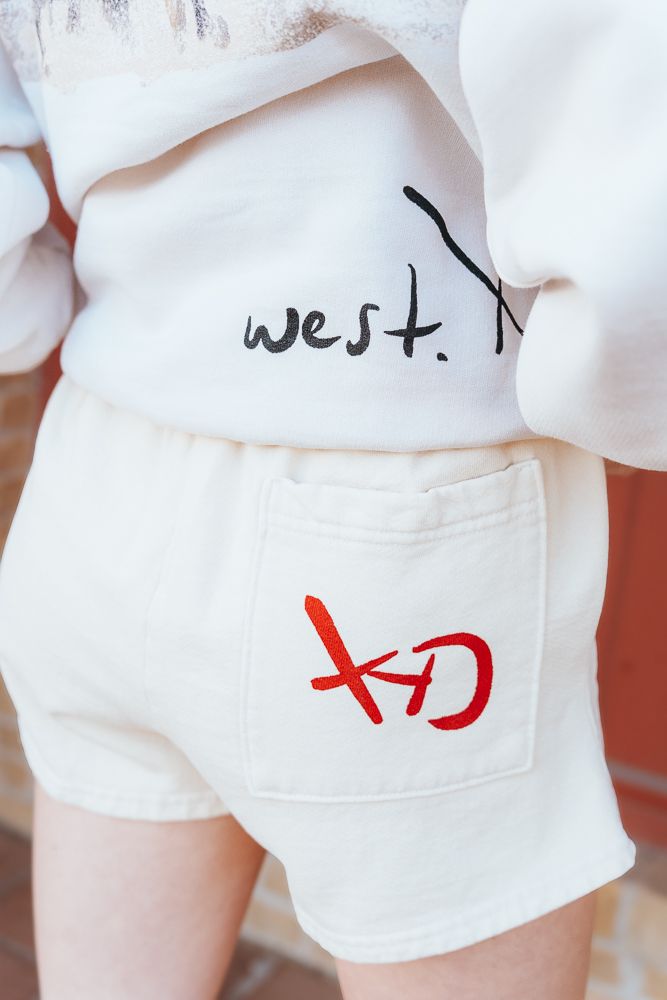 Darlin Wild Horse Sweatshorts Creme - Southern Soule Designs