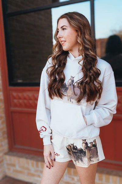 Darlin Wild Horse Sweatshorts Creme - Southern Soule Designs