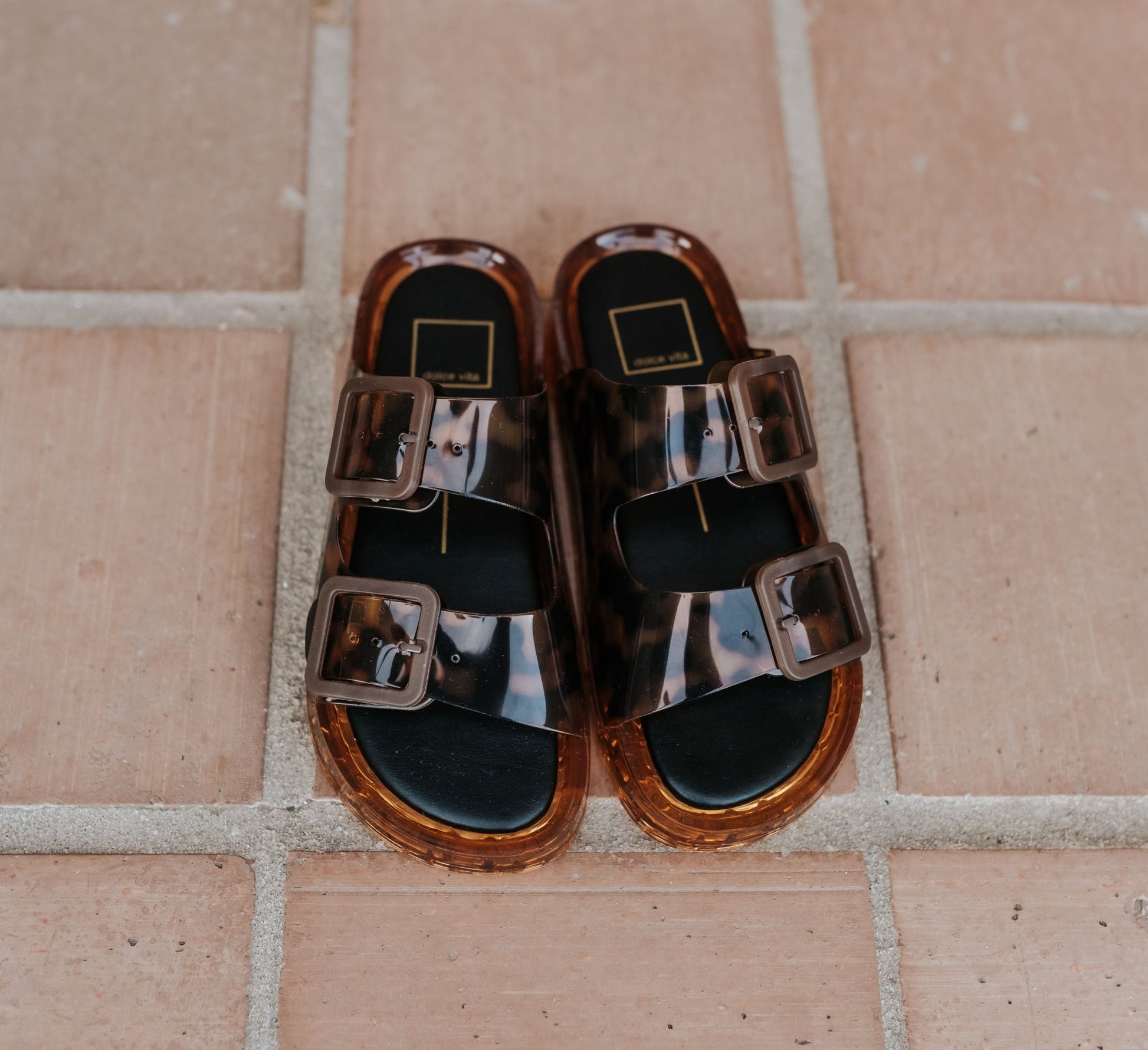 Dolce Vita Julio Tortoise Vinyl Sandals - Southern Soule Designs