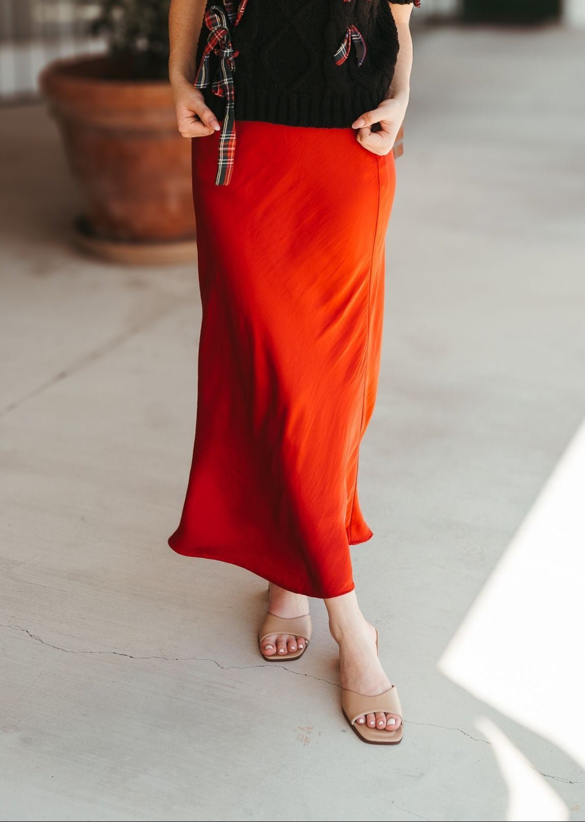 Europa Poly Sheen Skirt Haute Red ZK234341 - Southern Soule Designs