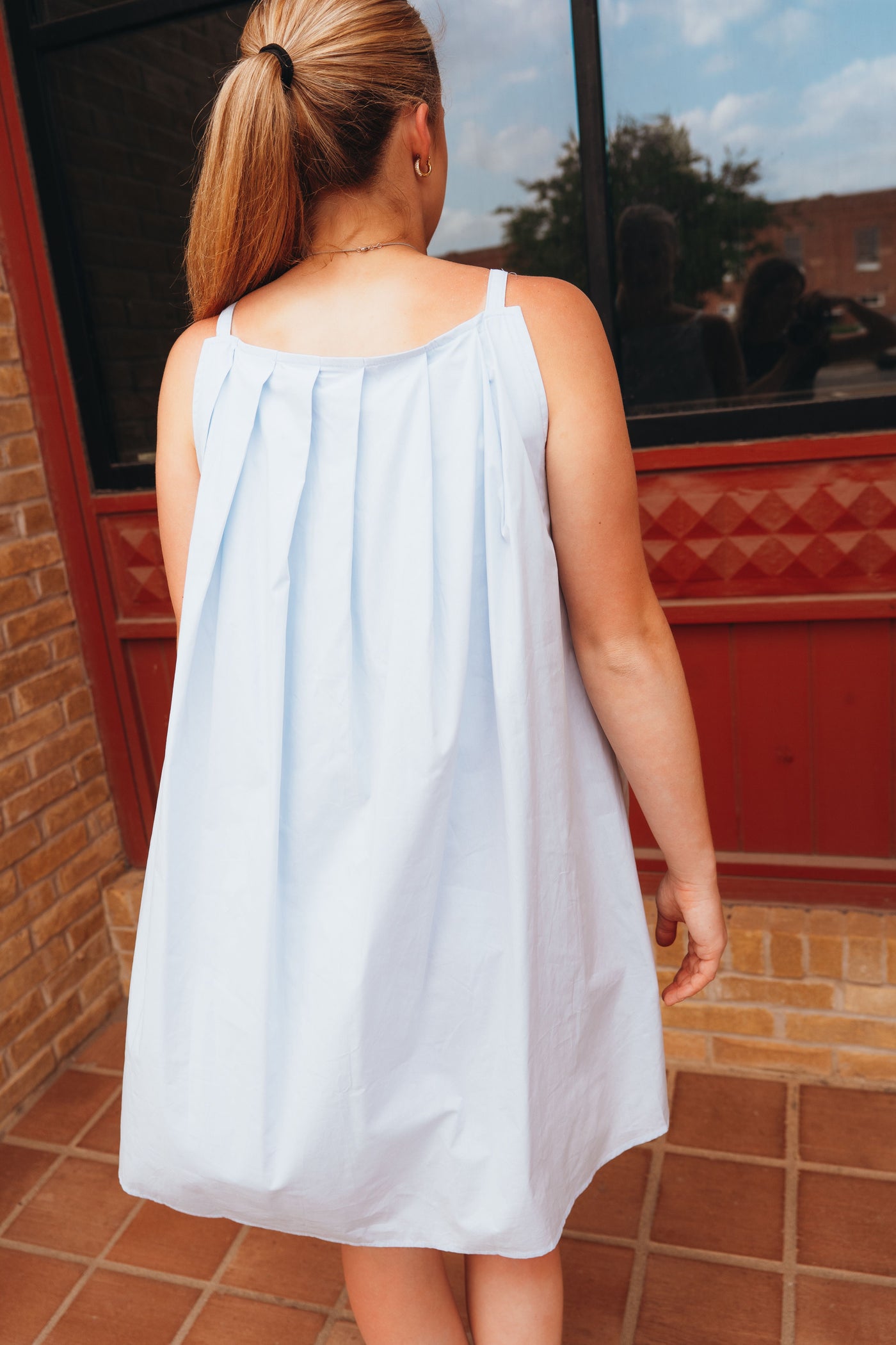 Light Blue Sleeveless Mini Dress with Pleated Back ILD4997