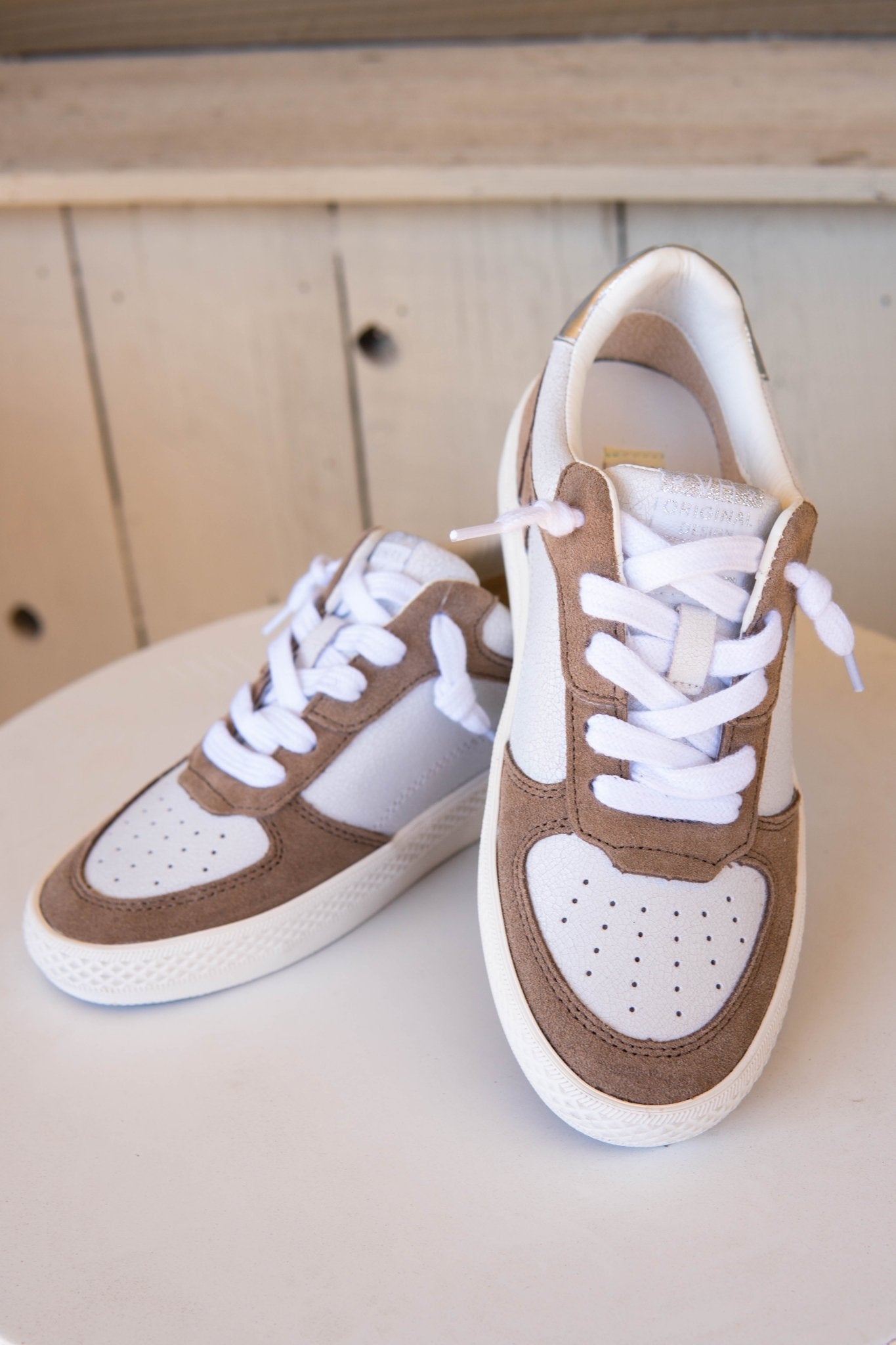 Fast 5 White/Latte Brown - Southern Soule Designs