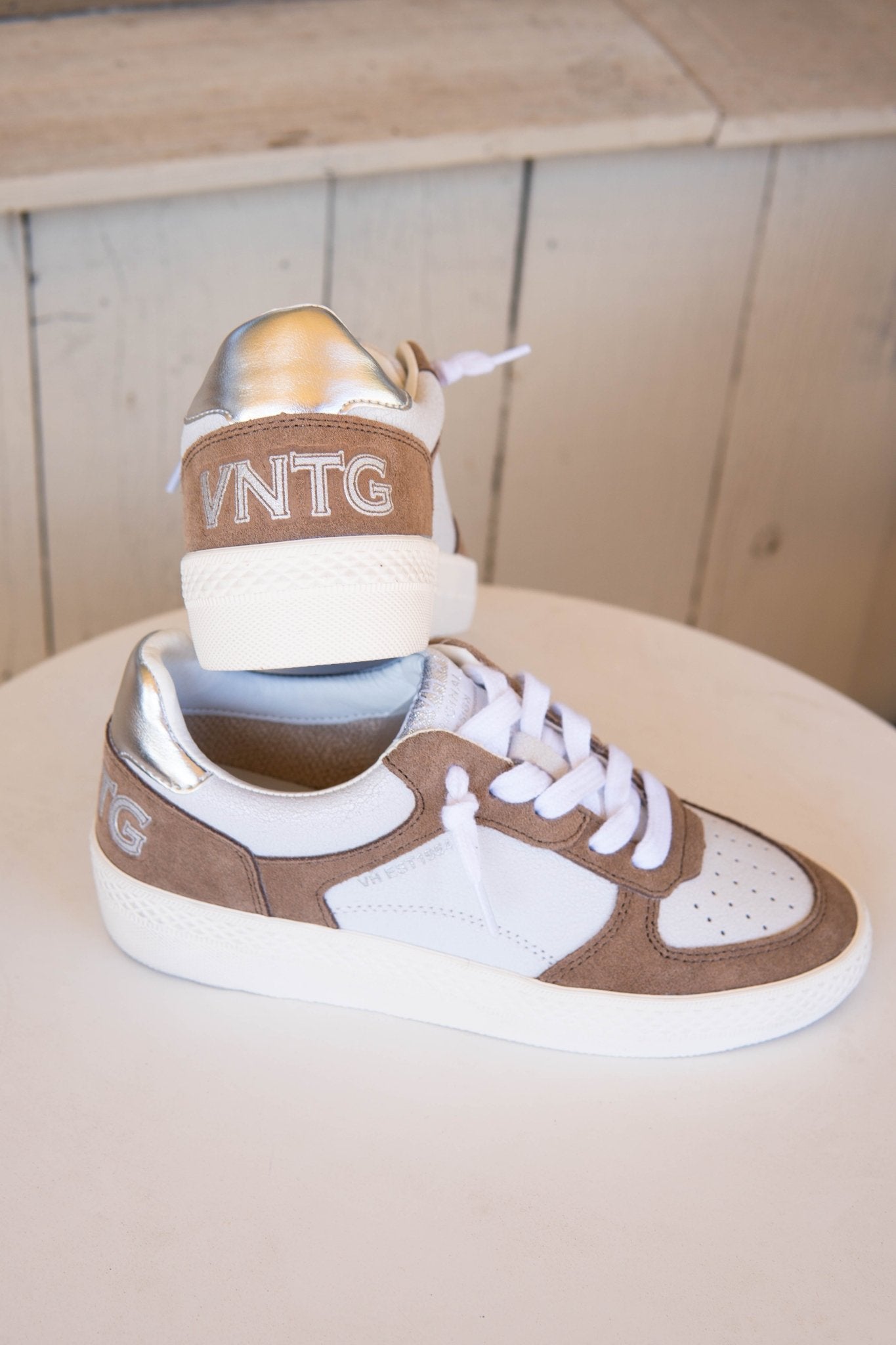 Fast 5 White/Latte Brown - Southern Soule Designs