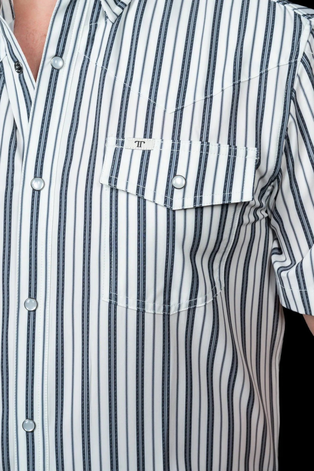 Ferrell - The Jack Short Sleeve Pearl Snap Shirt in Black - Southern Soule Designs