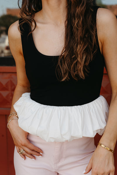 Black/White Sleeveless Top with bubble Hem PT6038