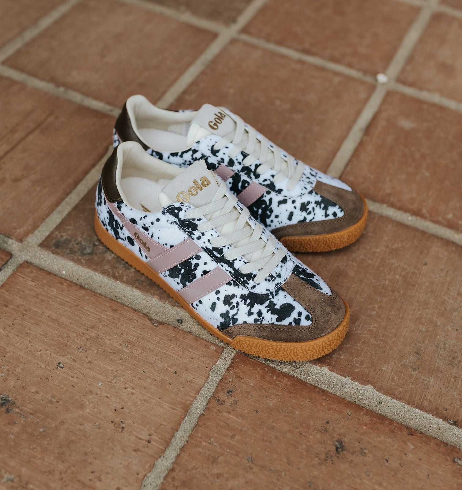 Gola Classics Women's Elan Savanna Sneakers Dalmatian/Otter/Candy - Southern Soule Designs