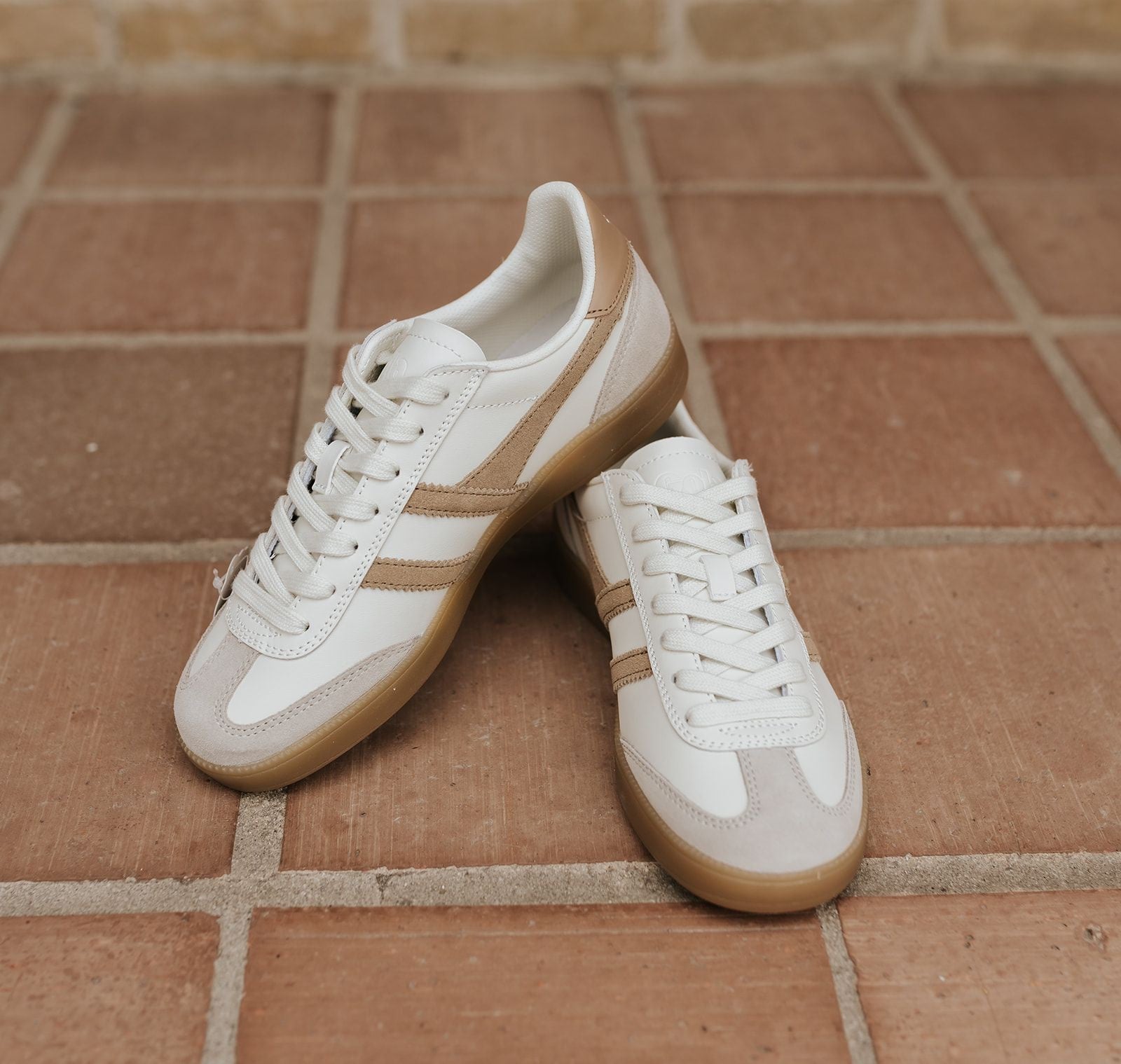 Gola Classics Women's Viper Leather Sneakers Off White/Bone/Light Caramel/Gum - Southern Soule Designs