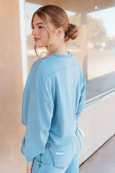 Gray Blue Cropped Crewneck Sweatshirt with Raw Hem DZ24E409 - Southern Soule Designs