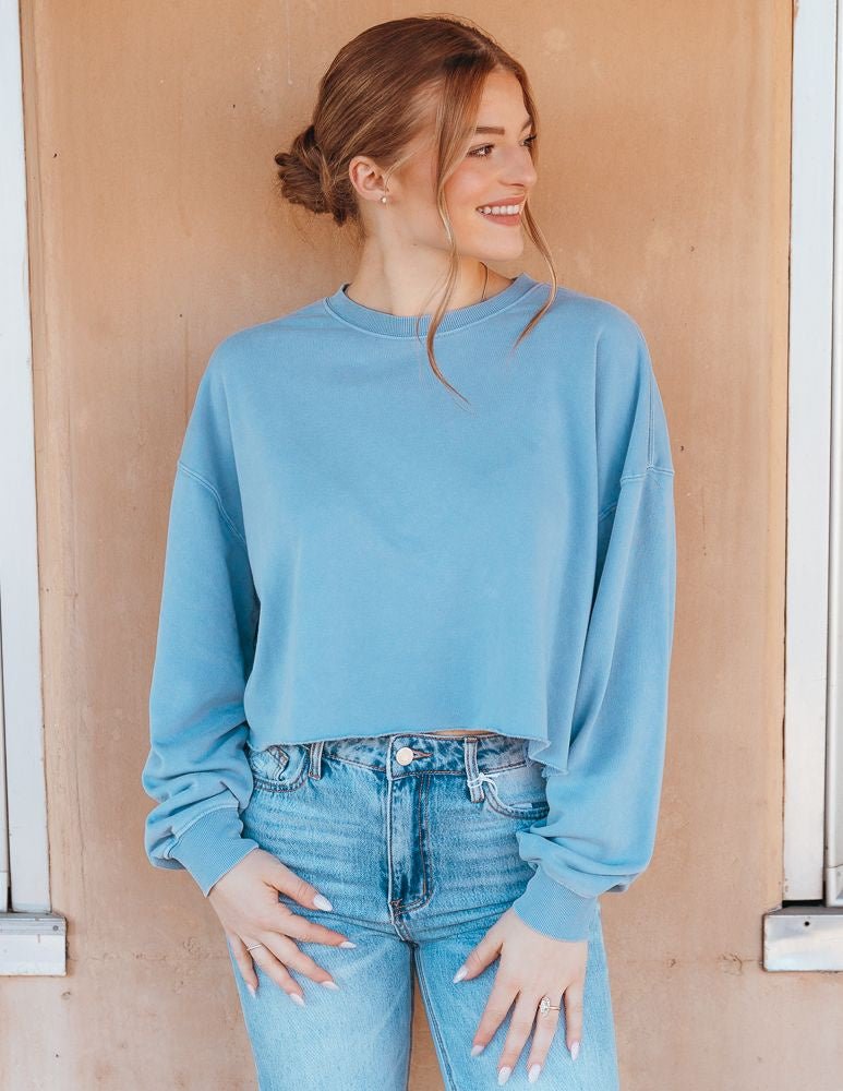 Gray Blue Cropped Crewneck Sweatshirt with Raw Hem DZ24E409 - Southern Soule Designs