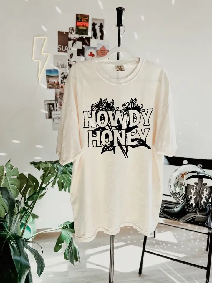 Howdy Honey Tee - Southern Soule Designs