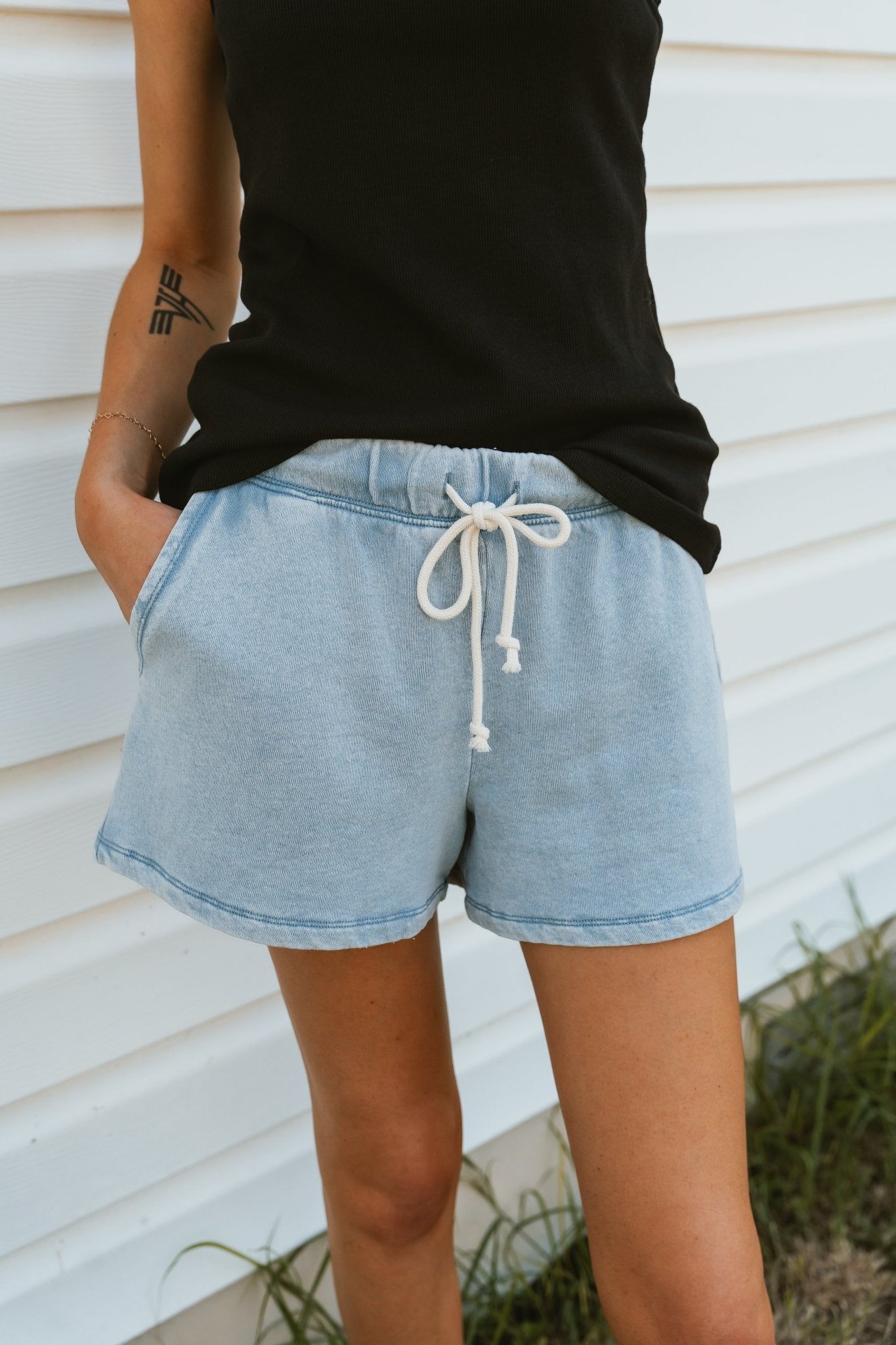 Hunter Knit Denim Shorts Washed Indigo ZS253389 - Southern Soule Designs