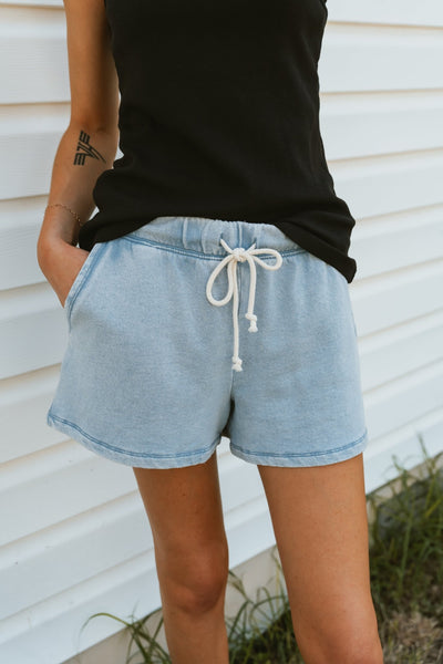 Hunter Knit Denim Shorts Washed Indigo ZS253389 - Southern Soule Designs