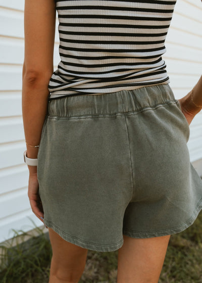 Hunter Knit Shorts Hunter Green ZS253441 - Southern Soule Designs