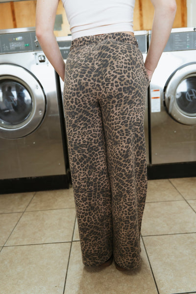 Hunter Leopard Kint Pant Desert Tan ZP253355 - Southern Soule Designs
