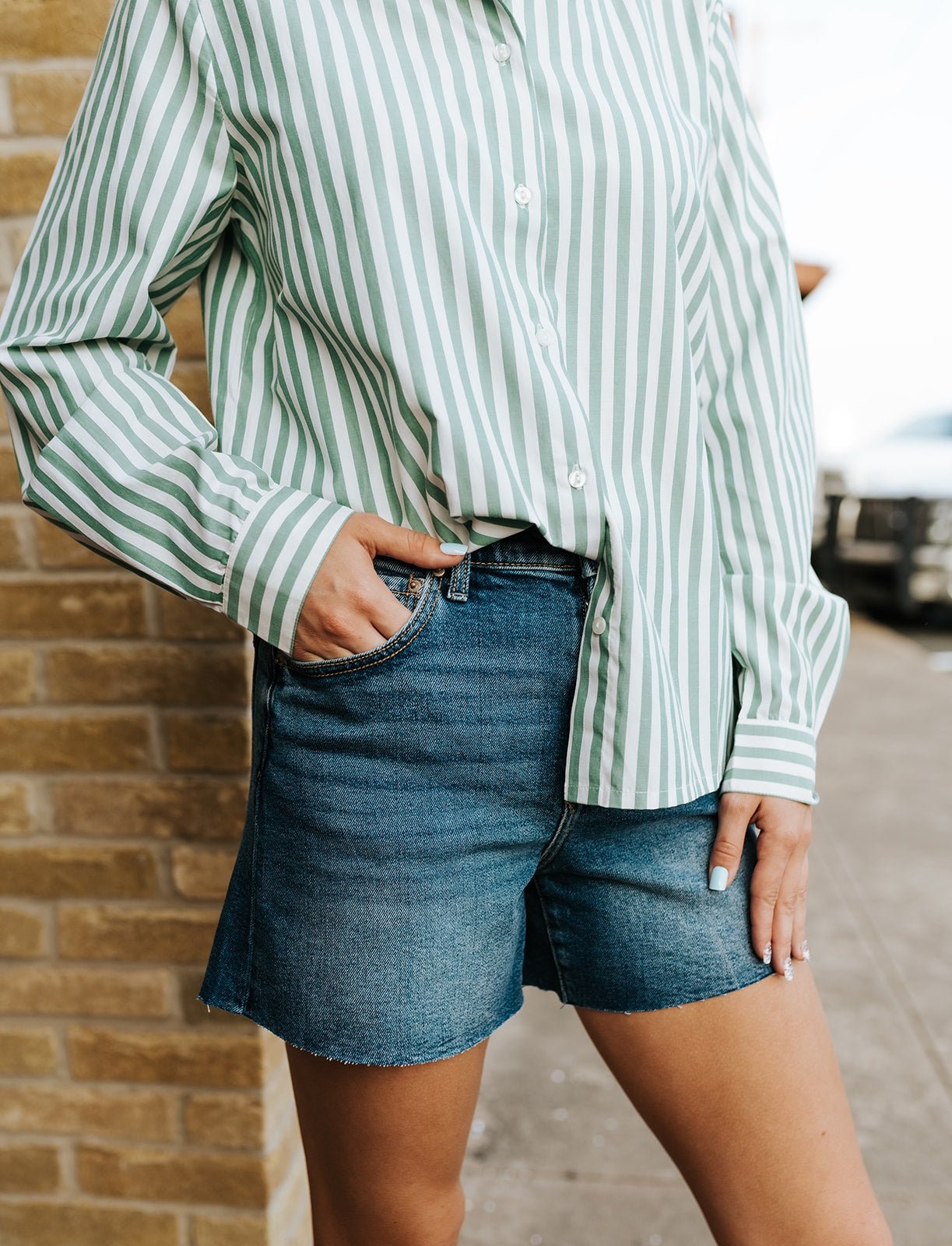 Jonah Mid Rise Relaxed Short Lisbon ZS261106S - Southern Soule Designs