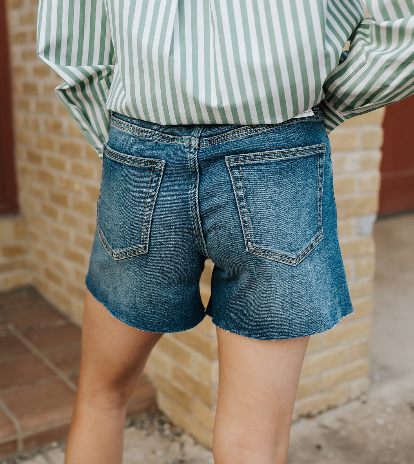 Jonah Mid Rise Relaxed Short Lisbon ZS261106S - Southern Soule Designs