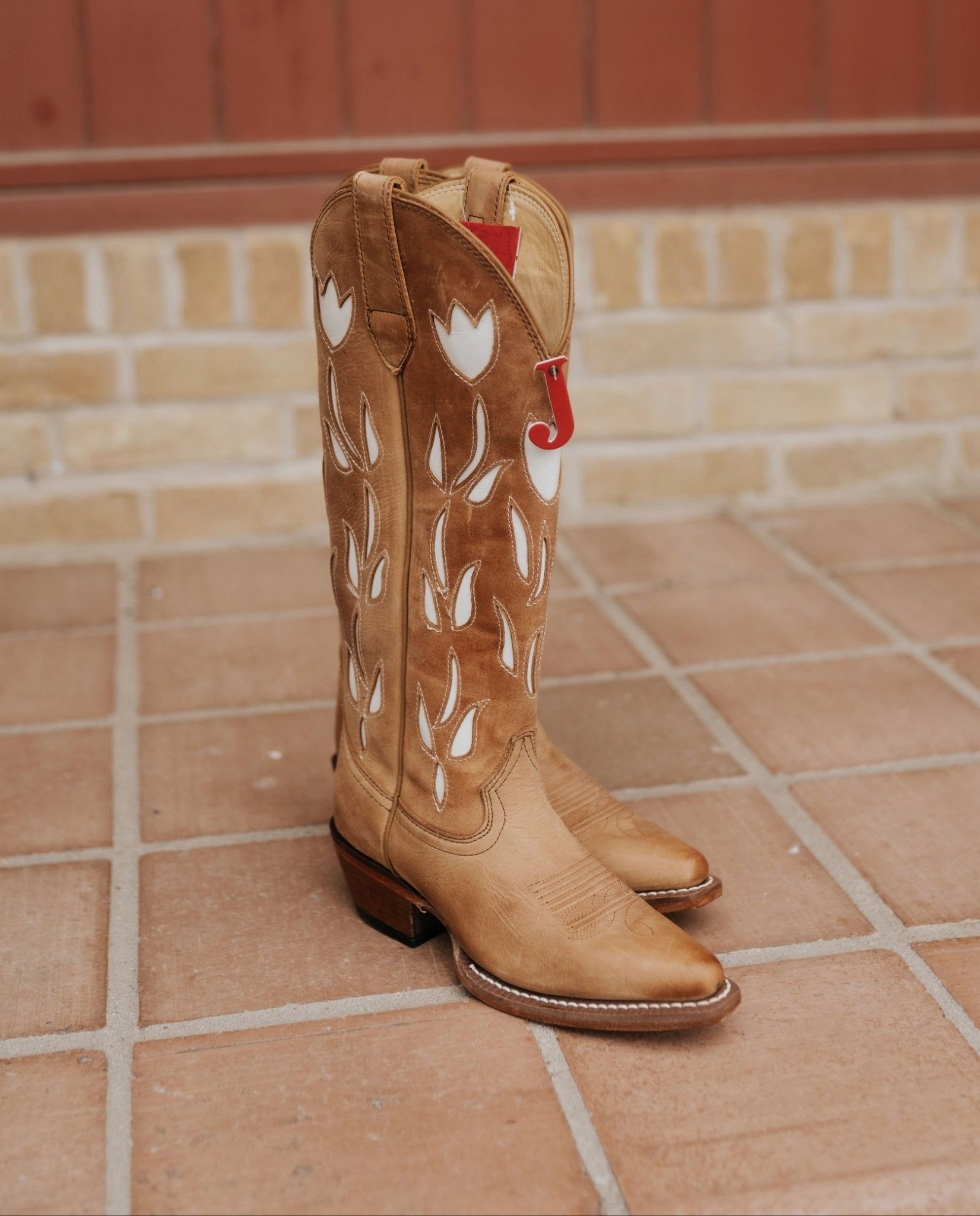 Justin Women's May Antique Tan Cowhide Boot VN4456 - Southern Soule Designs
