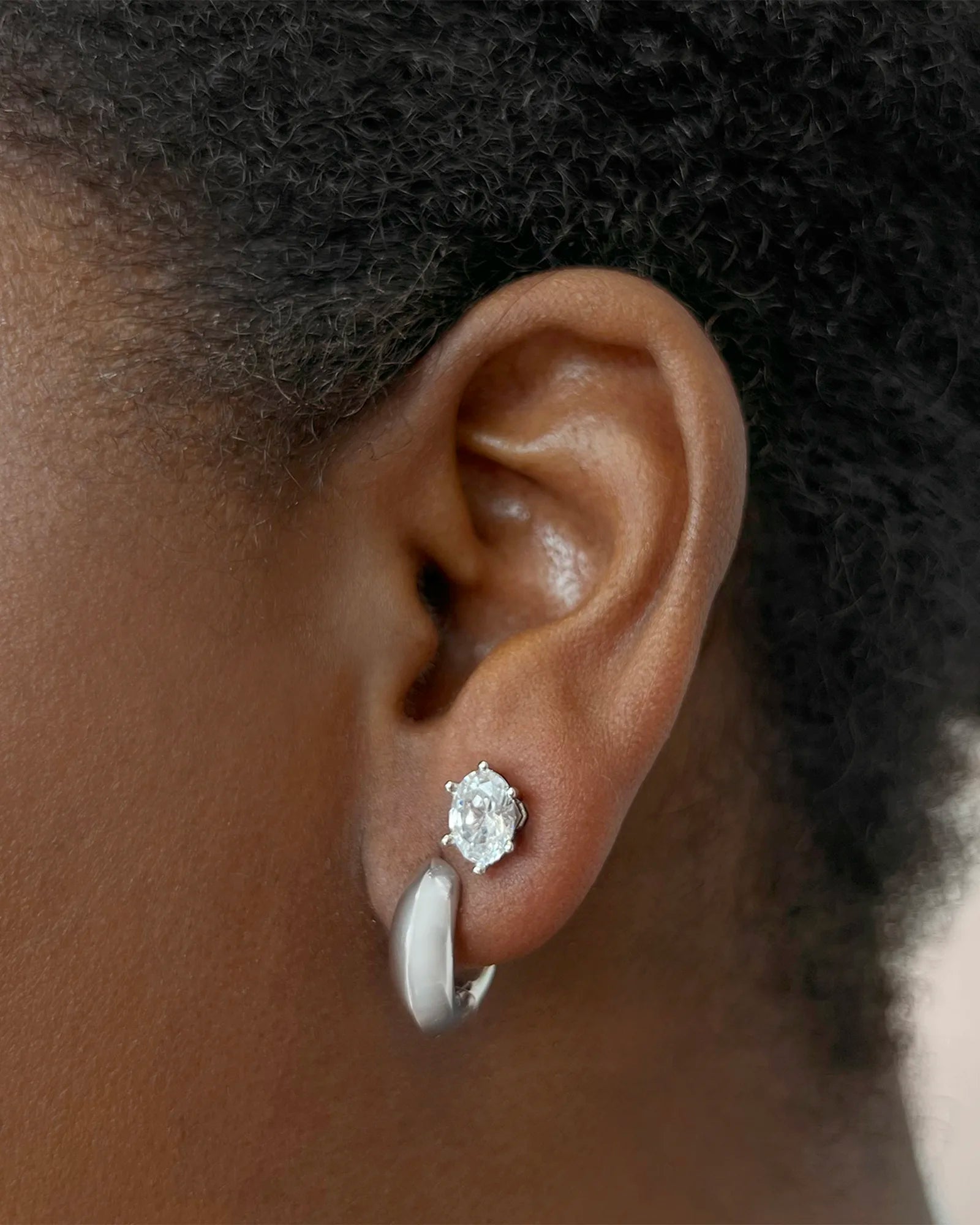 Kendra Scott Mikki Huggie Earring - Southern Soule Designs