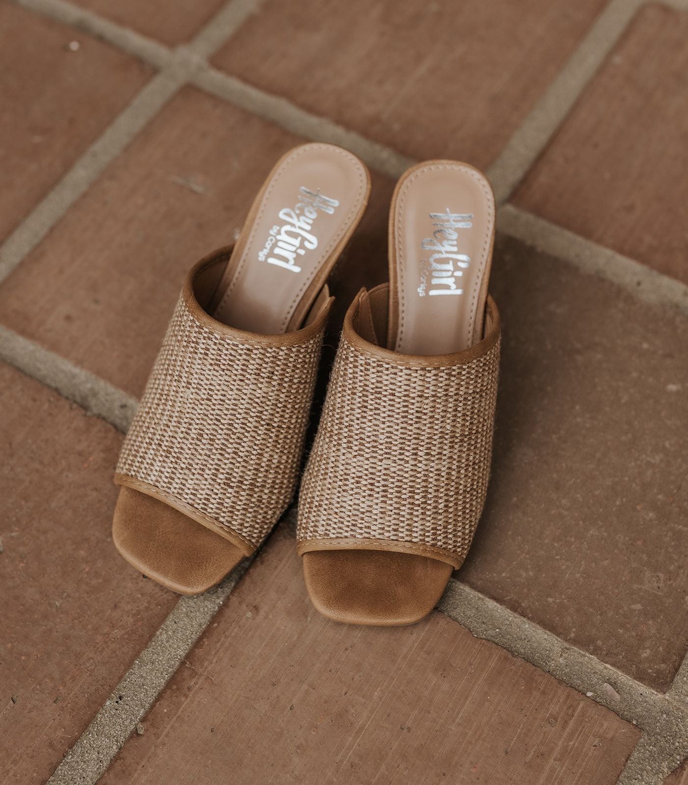 Kiss Me - Raffia - Southern Soule Designs