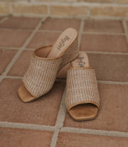 Kiss Me - Raffia - Southern Soule Designs