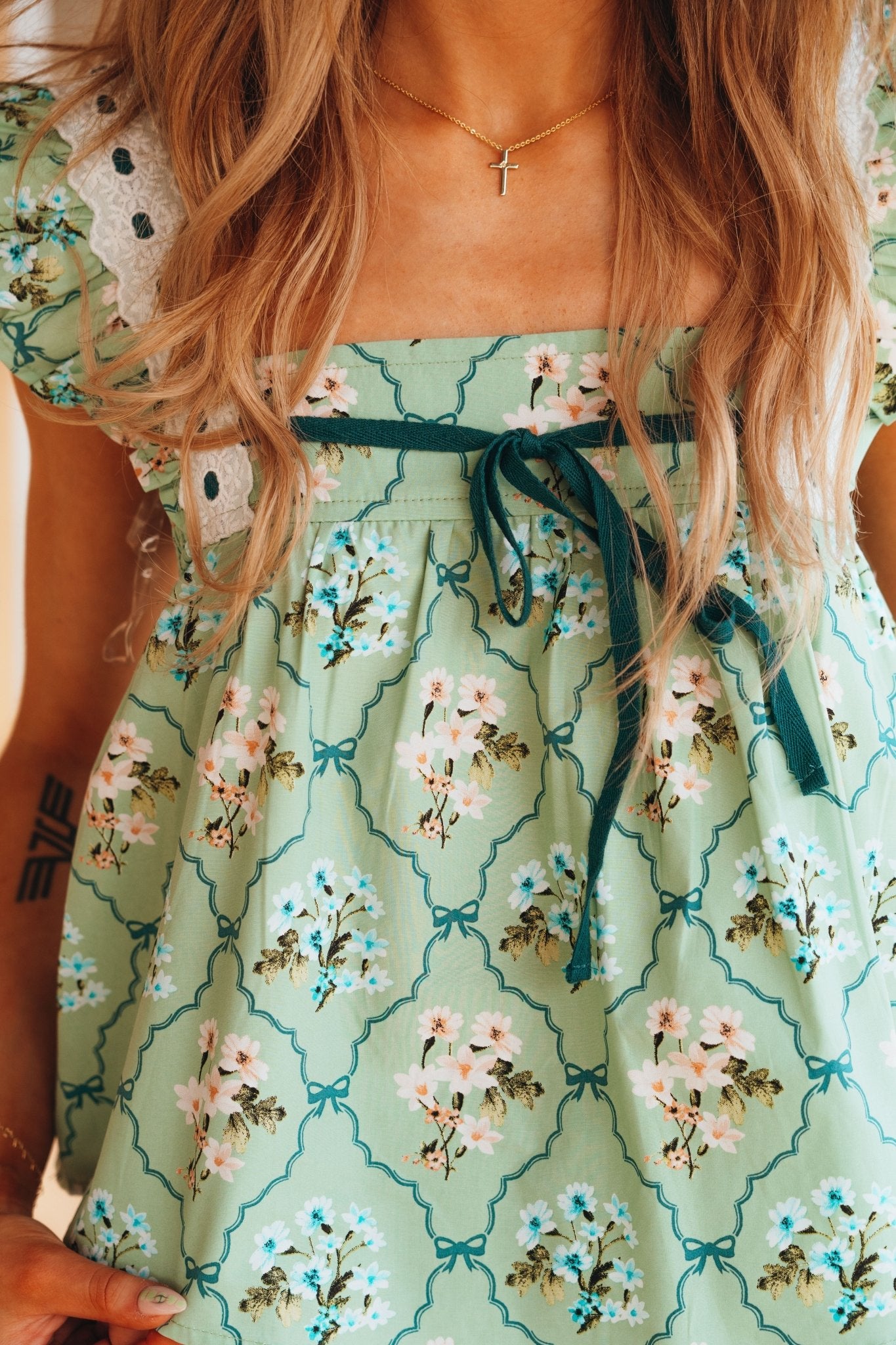 Light Sage Floral Pattern Lace Trim Square Neck Ruffled Top LT1397 - LSG - Southern Soule Designs