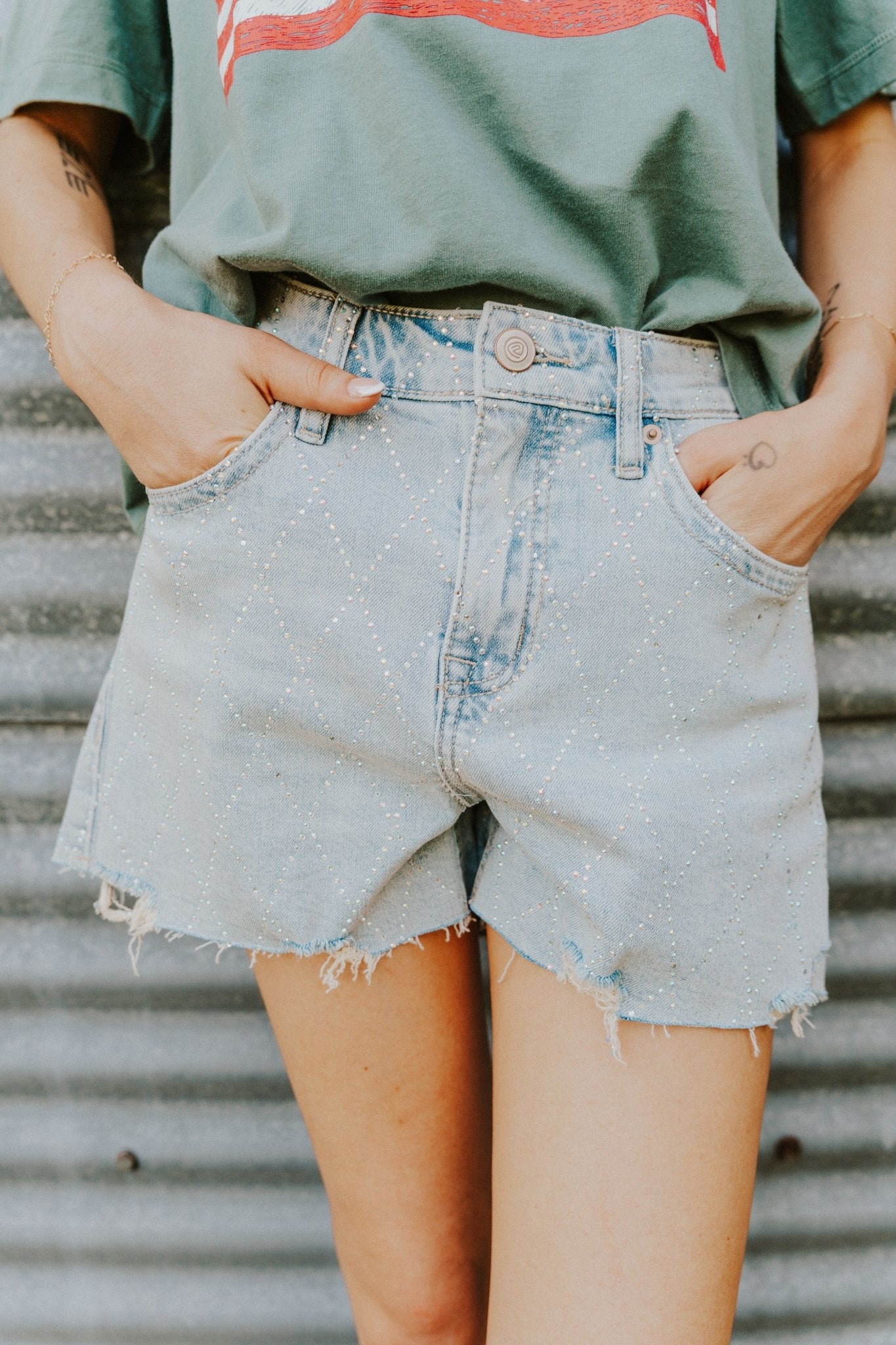 Light Wash Diamond Stud Shorts BW86D06088 - Southern Soule Designs