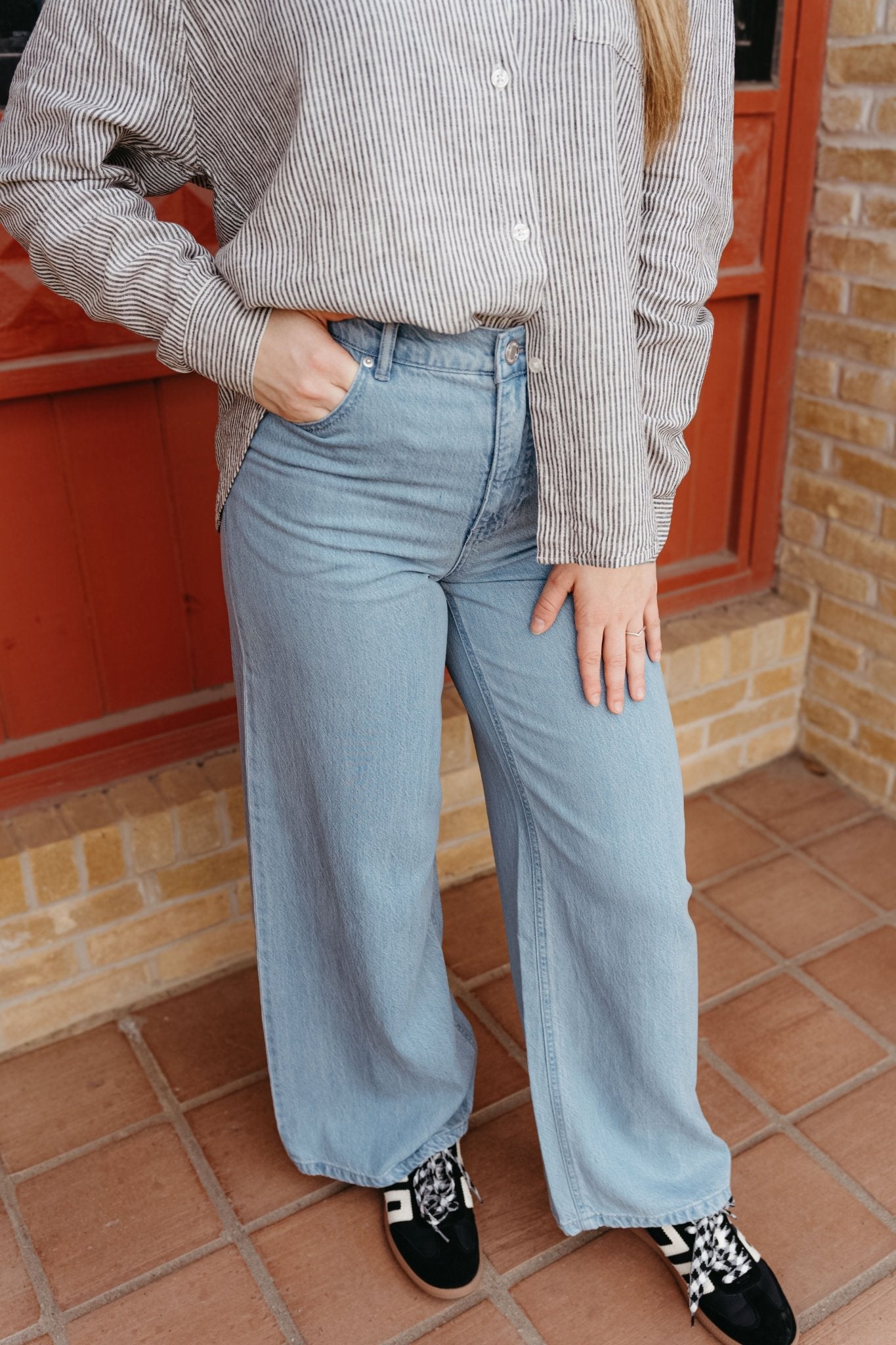 Mia Loose Wide Leg Denim Pant Light Vintage Indigo ZP251634S - Southern Soule Designs