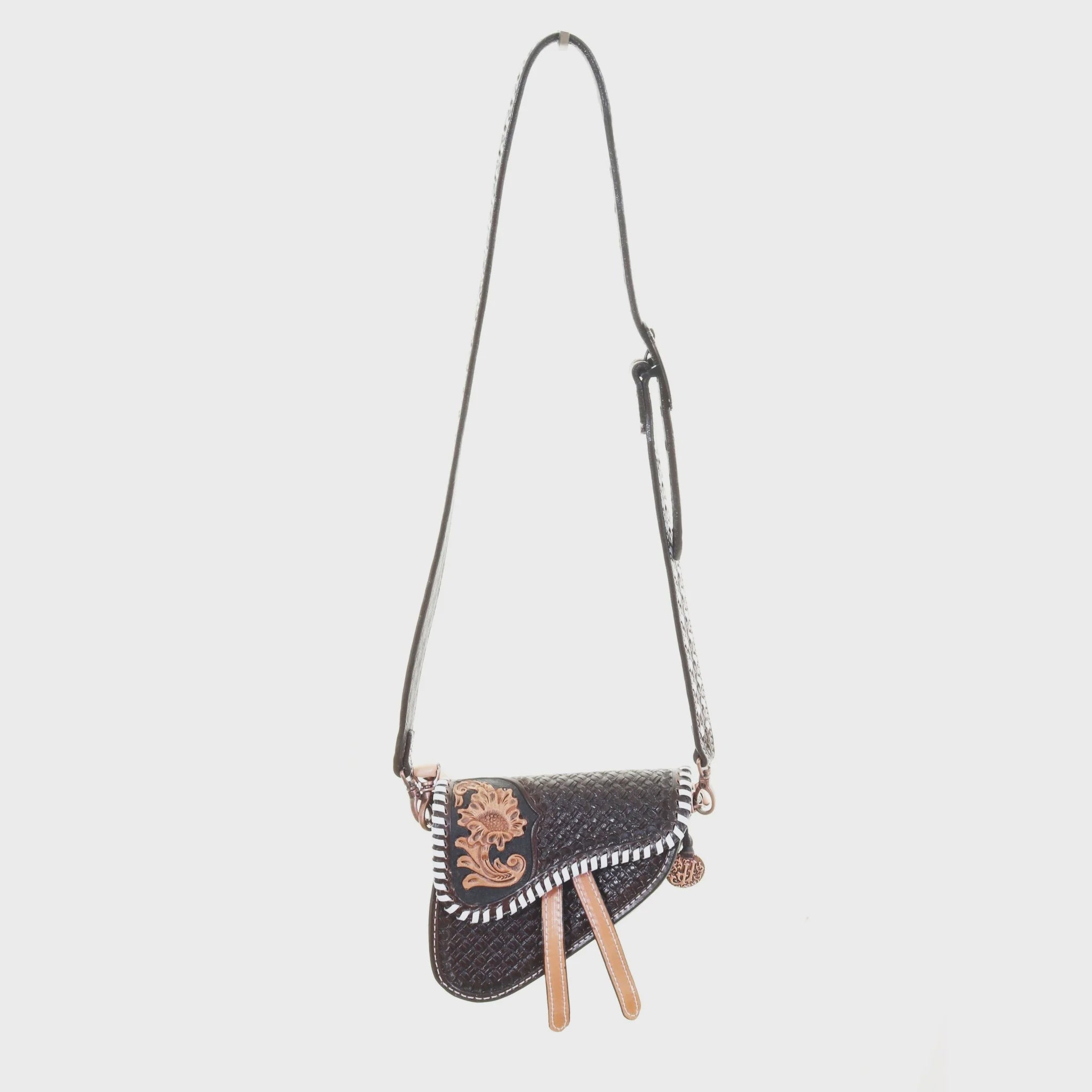 Natural Floral Saddle Purse SPB04 - Southern Soule Designs
